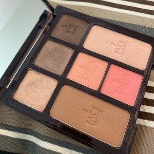 Charlotte Tilbury seductive beauty palette